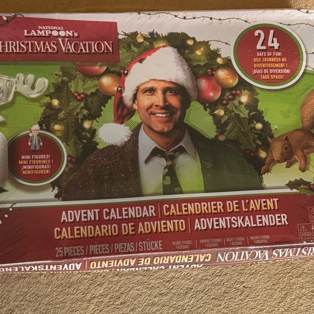 Christmas Vacation Advent Calendar NWT